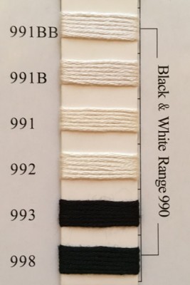 Needlepoint  992.      Black and White